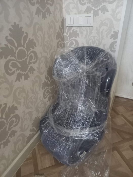 Продам манеж и автокресло