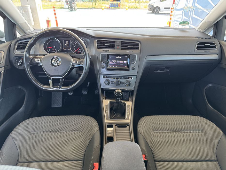 Volkswagen Golf 7 An2014 NOU ADUS 1.6TDI-110CP Euro5 Impecabila