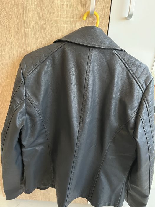 Дамско преходно яке