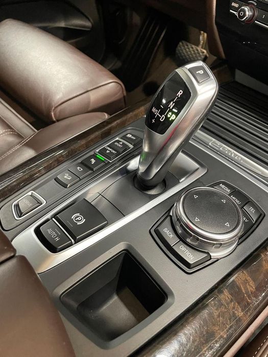 BMW X5 40E хибрид