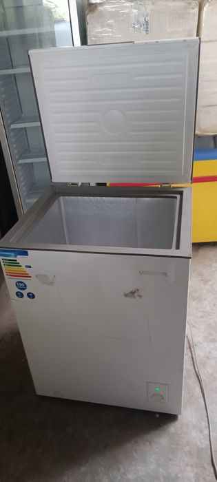 Продам морозильник 160л