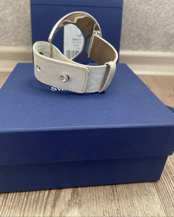 Гривна Swarovski