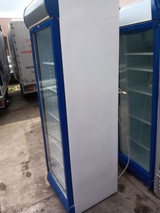 Вертикална плюсова хладилна витрина за бира, вода, безалкохолни напитки и други с 12 месеца гаранция!