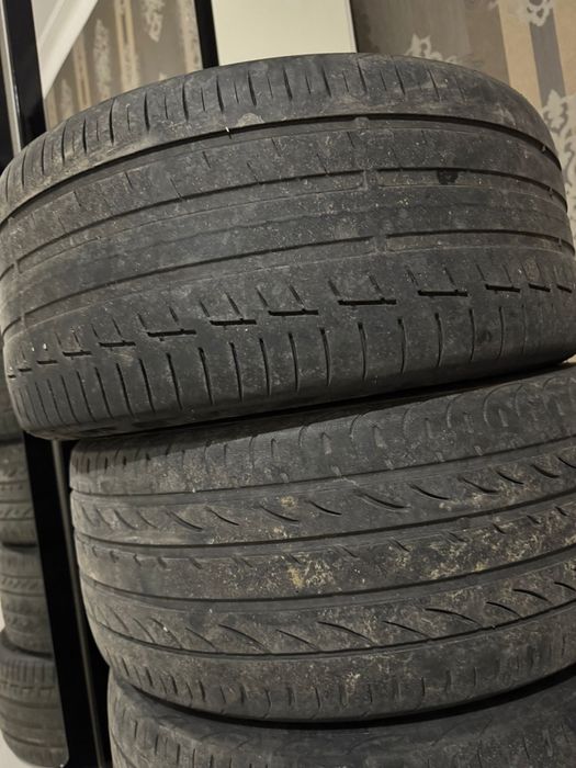 Vand cauciucuri de vara , o pereche pireli si o pereche continental