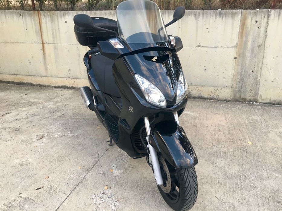 Yamaha X Max 250i