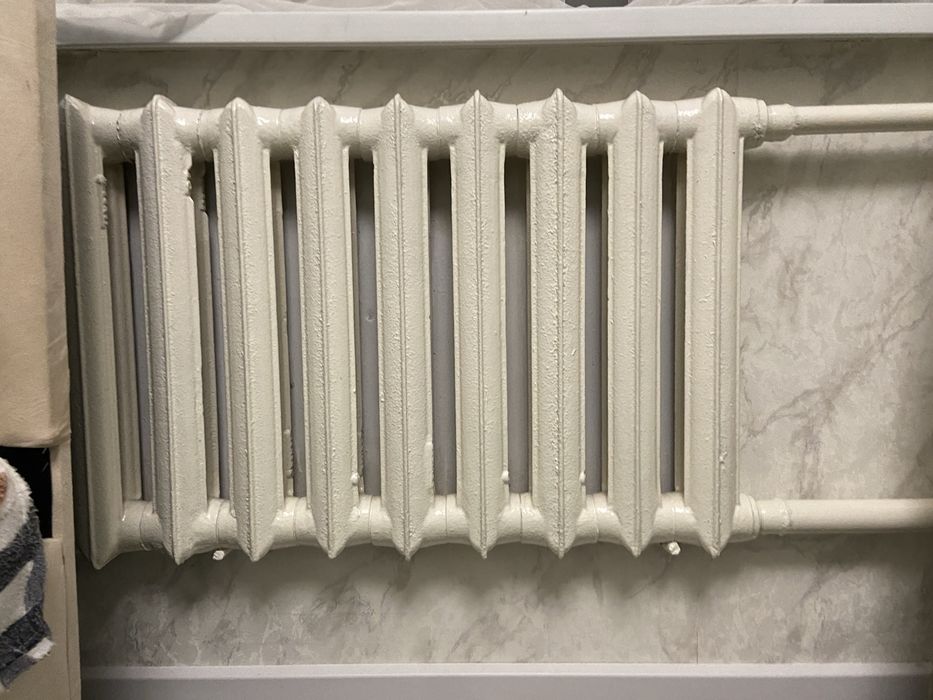 Чугунная батарея , хорошем состояние
