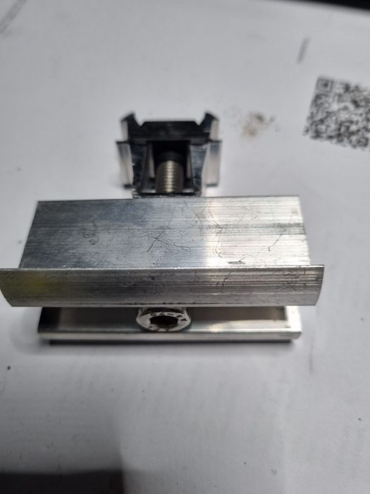 Bride panouri fotovoltaice