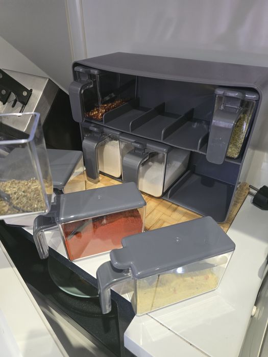 Модулен органайзер с 8 отделения