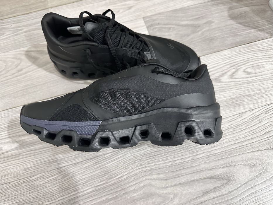 Кроссовки on cloud