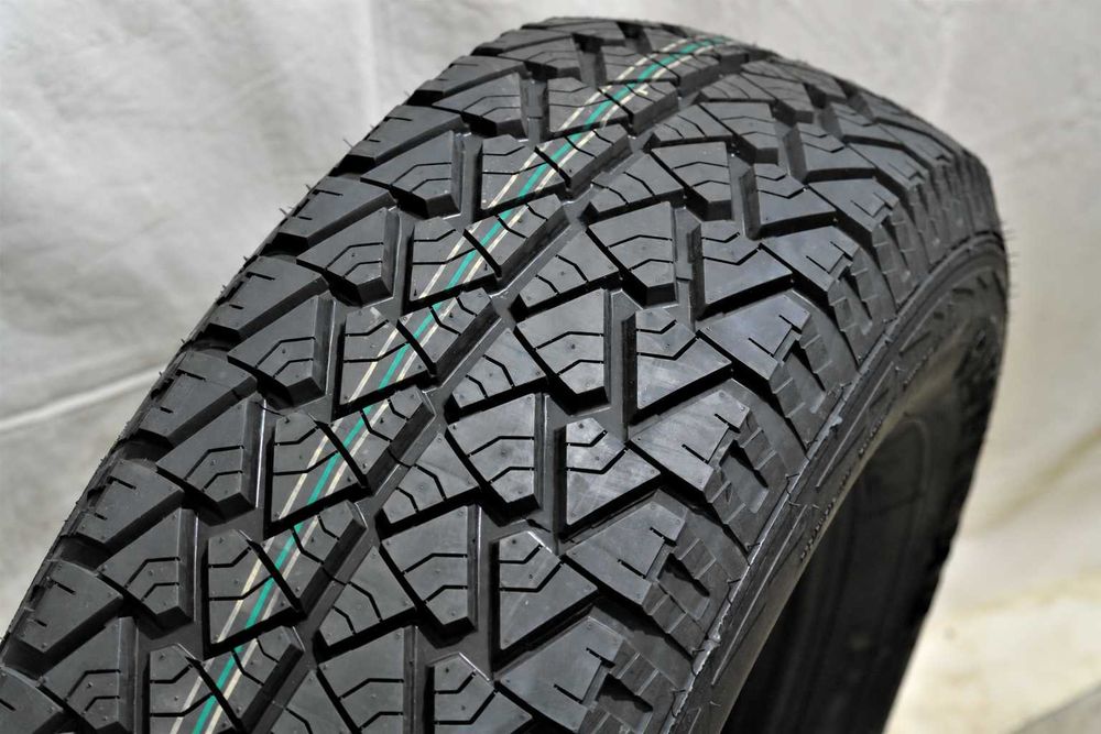 Джипови 4х4 офроуд гуми 205/70R15