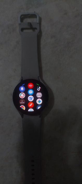Продам Samsung watch4 ориг