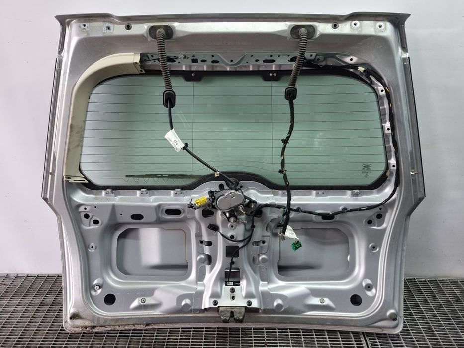 Задна врата със заден прозорец Land Rover F