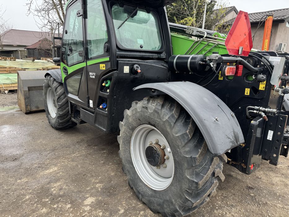 Încărcător telescopic Deutz Fahr 35.10 Agrovector