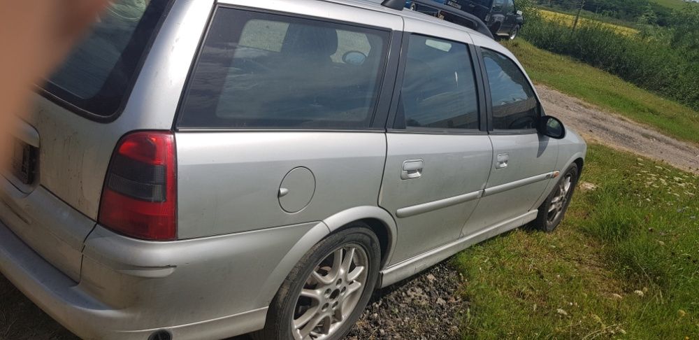 Opel Vectra B / Опел Вектра Б 1.8 Z18XE 125 к. с. на части