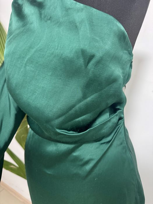 Rochie elegantă de seară verde smarald satinata Zara mărimea M