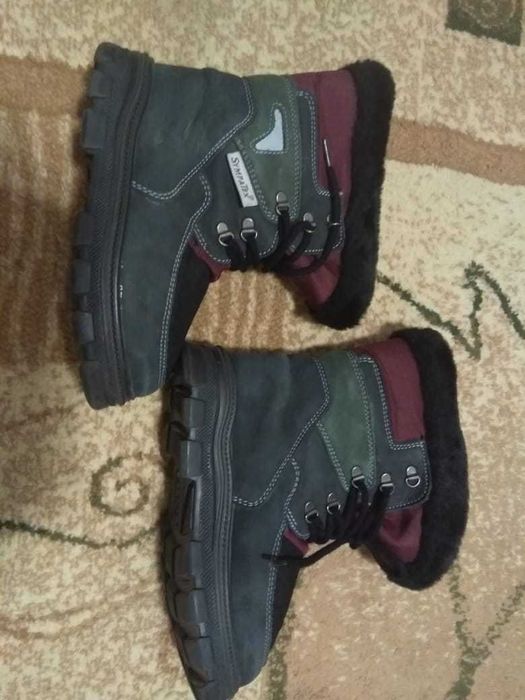 Зимние сапоги на мальчика.