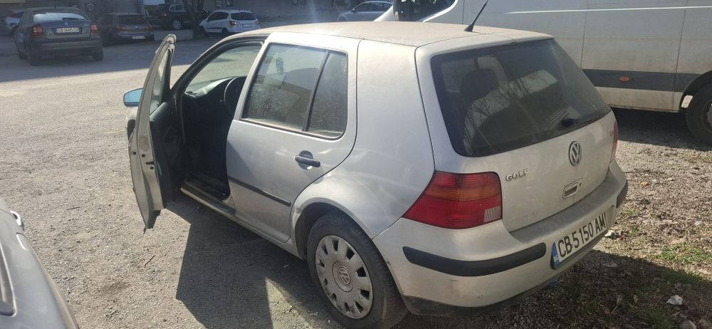 Голф 4  1.6 газ бензин