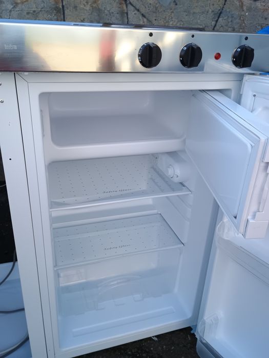 Мини кухня 3 в едно