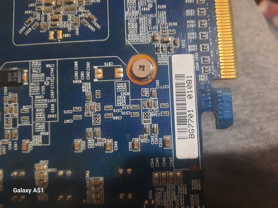 GTX 460 1GB gigabyte OC