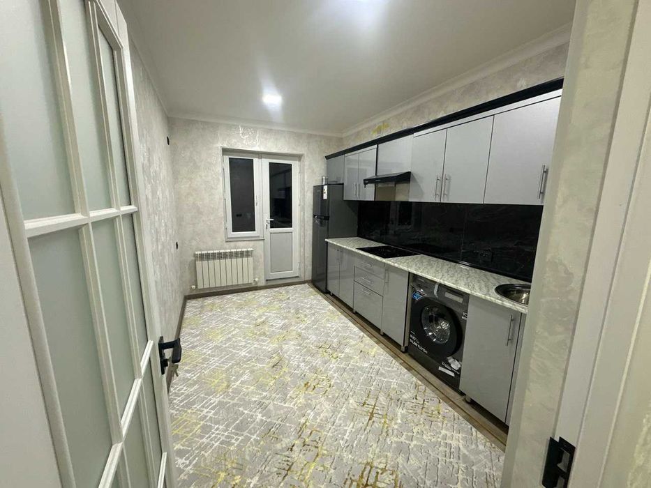 2 xonali kvartira sotiladi