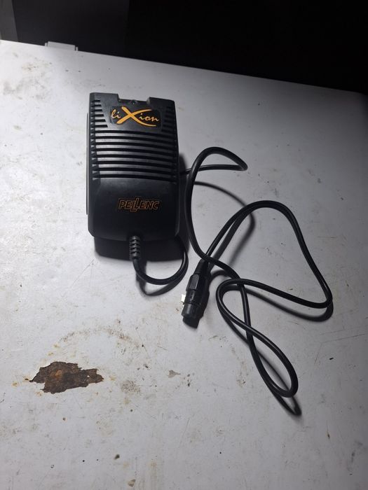 Foarfecă electrica Pelenc