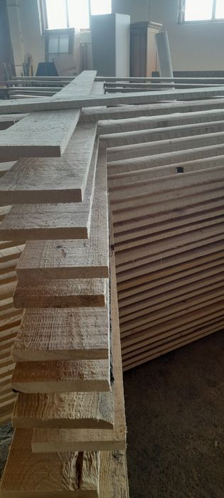 Scândură șipci dulap grinda