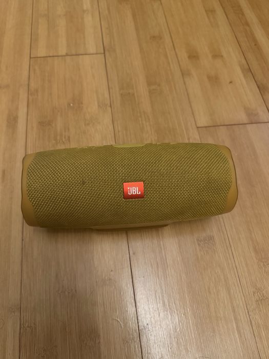 Boxa portabila JBL charge 4