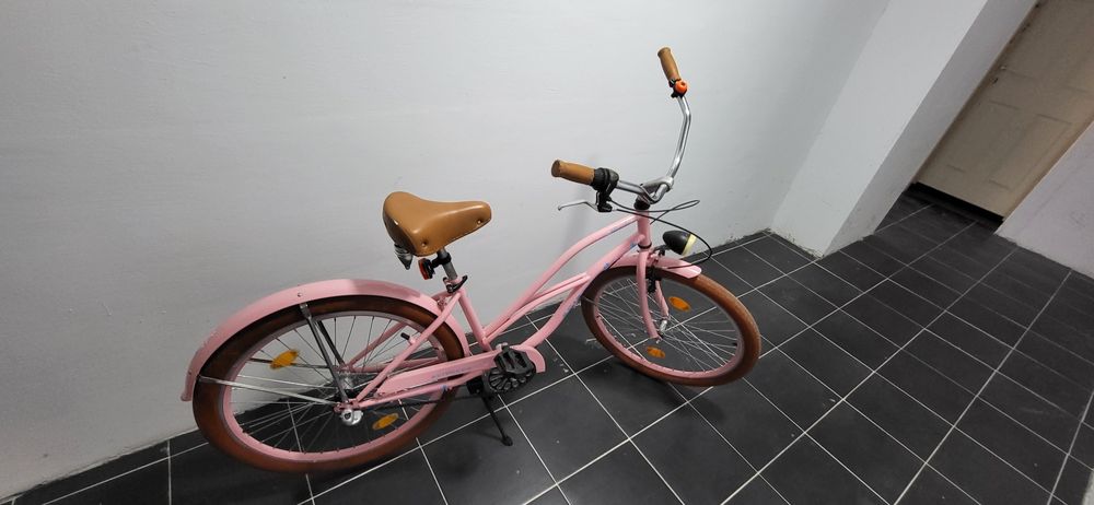 Vând bicicletă femei Scirocco