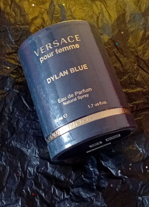 Versace Dylan Blue 50 мл новые, оригинал