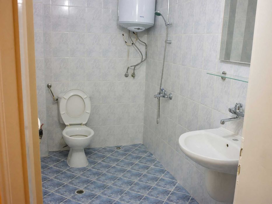 Дава се под наем Двустаен апартамент в Пловдив, Център - 62 кв.м за 520 € - Снимка #3