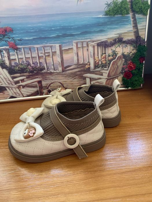 Pantofi fetite nr 23