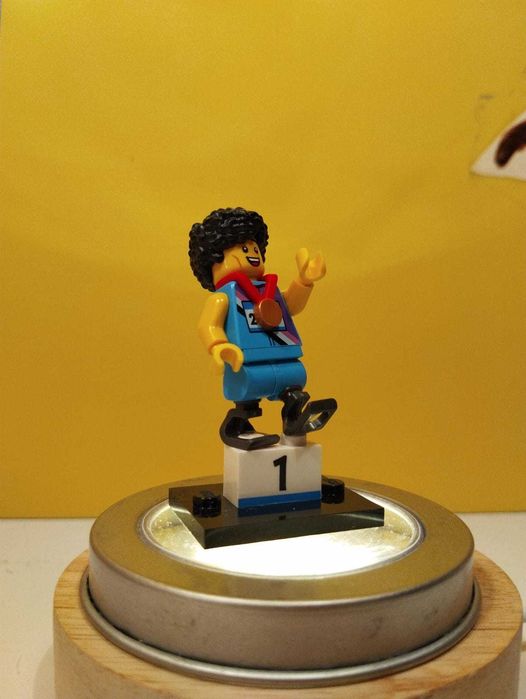 Серия минифигурки Lego, Серия 25