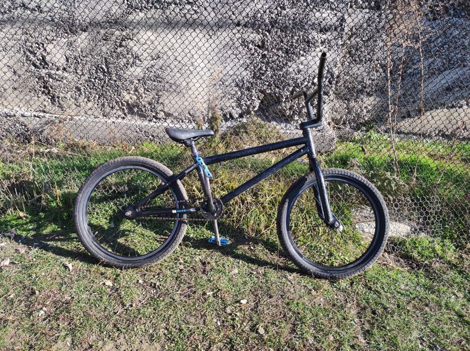 Велосипед бмх в хорошем состояние