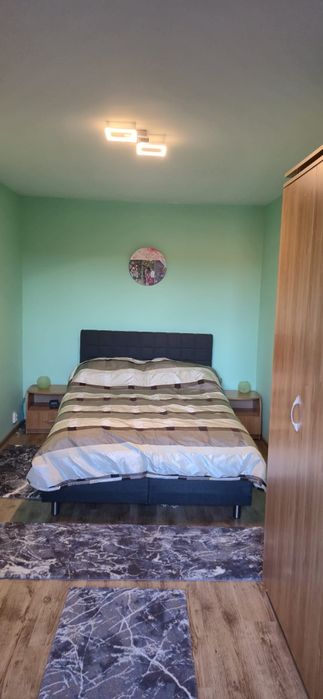 Vând apartament în Caransebeș