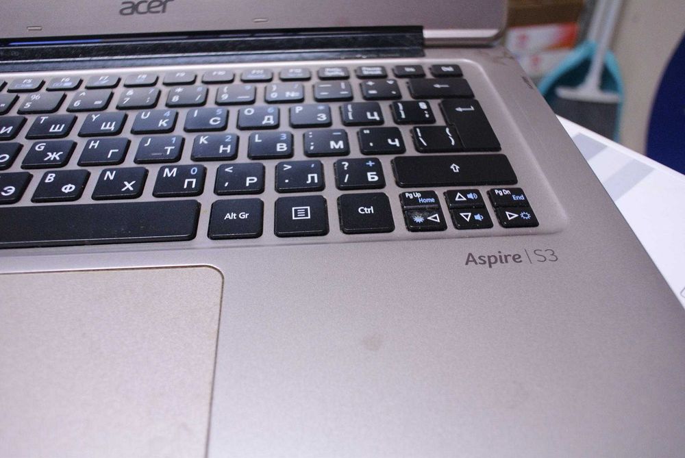 Лаптоп Acer Aspire S3 i3 4GB