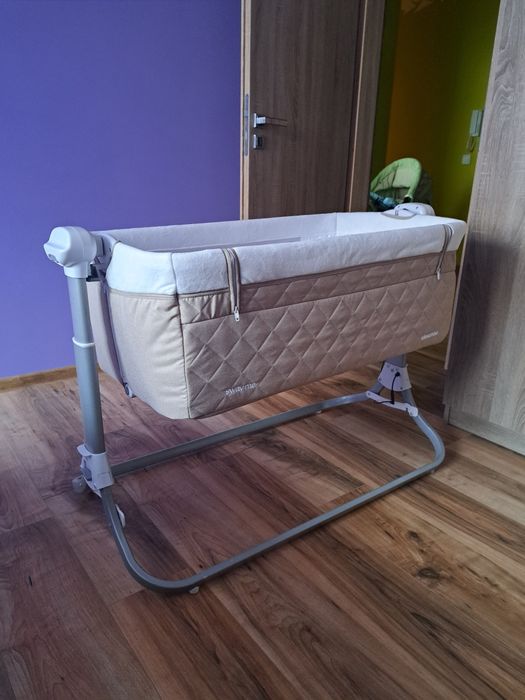 Електрическа музикална кошара за бебе