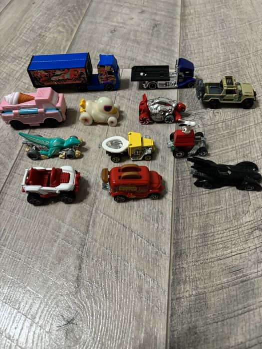Машины hot wheels