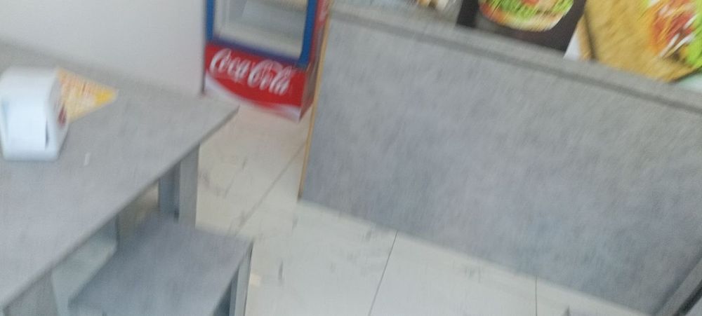 SOTILADI mebil tostir xaladenik ustol ustul yana mayda chuyda narsalar