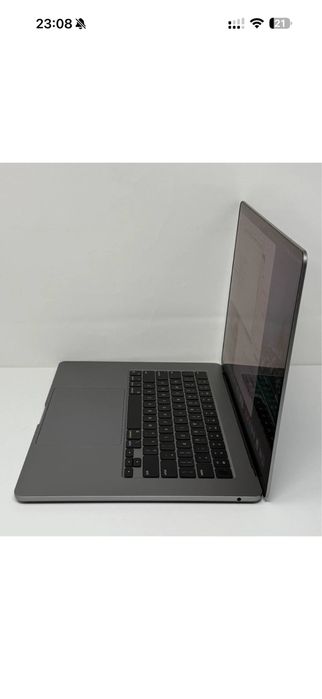 MacBook Air M3 15 inch 98%