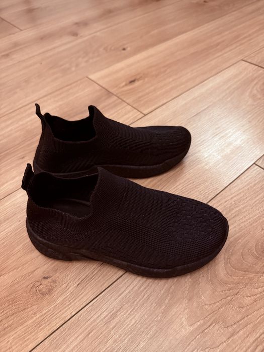 Adidasi pepco marime 33