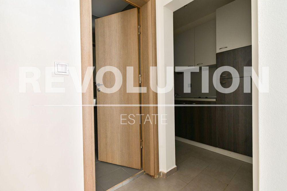 Магазин в жк. Белите Брези.