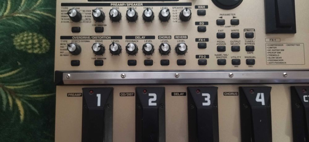 BOSS GT6 Multi effect  processor