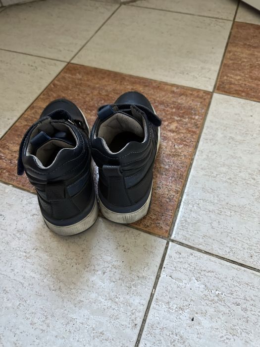 Детские ботинки