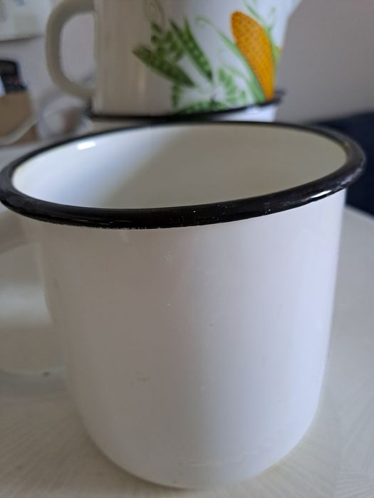 Кружка эмалированная б/у, 1 литр