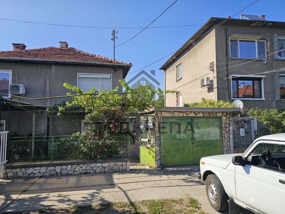 Продава се Къща в Стамболийски - 80 кв.м за 1087 €/кв.м - Снимка #2