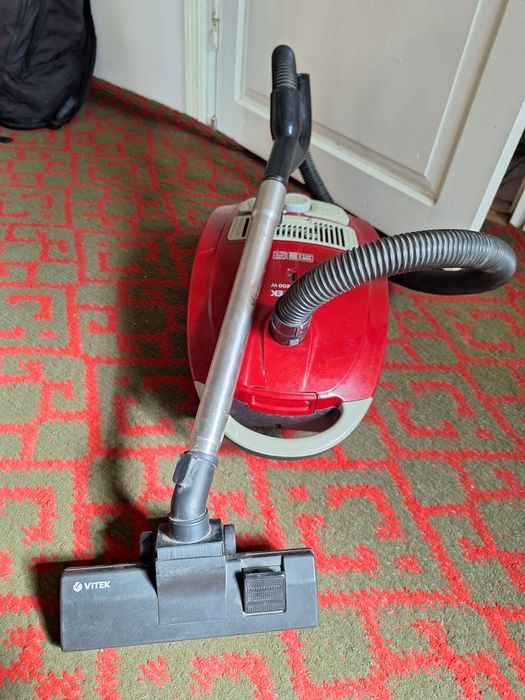 Plisos sotiladi vitek