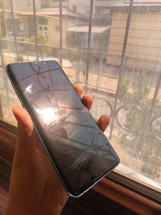 Samsung s9 plus 64/4