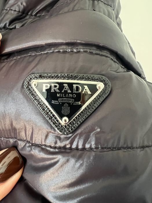 Geaca de puf Prada