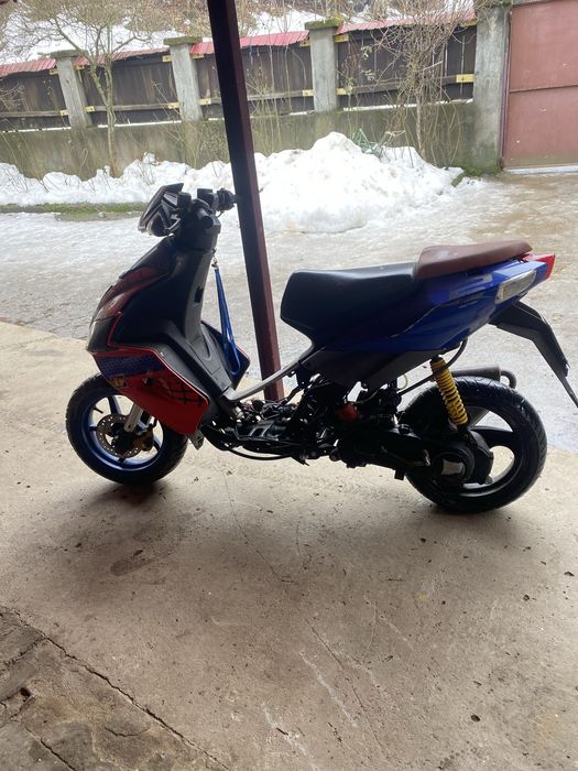 Aprilia sr factory spiderman 2