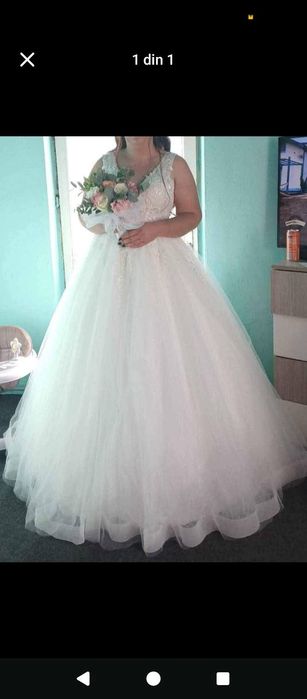Vand rochie de mireasa